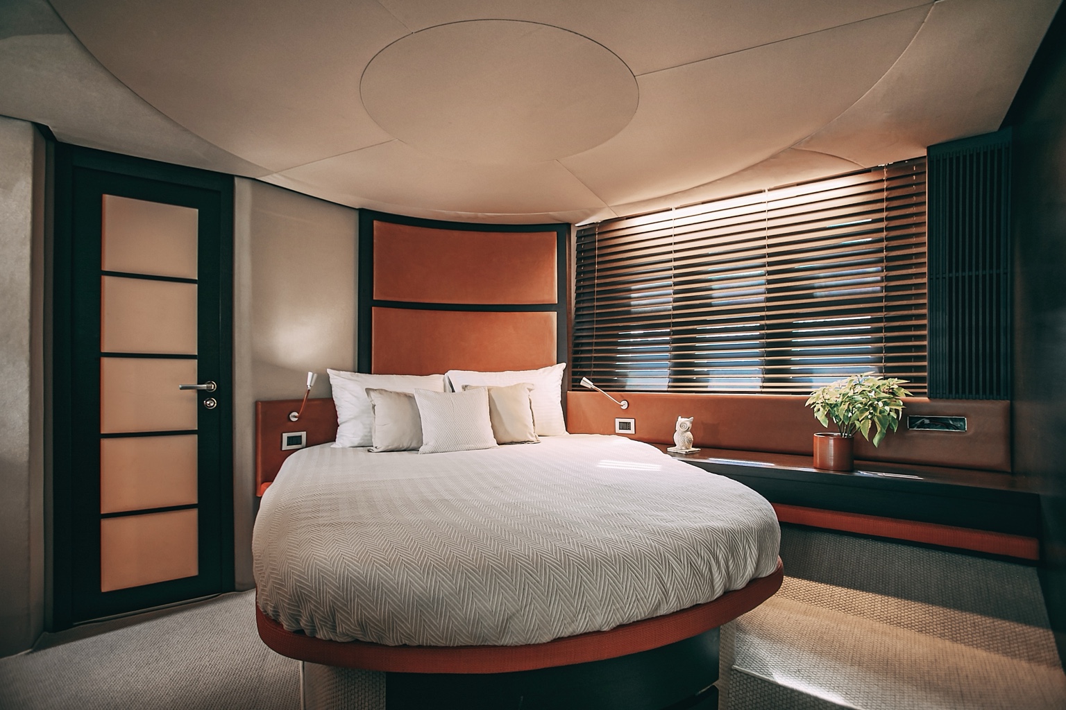 AZIMUT 62S 8