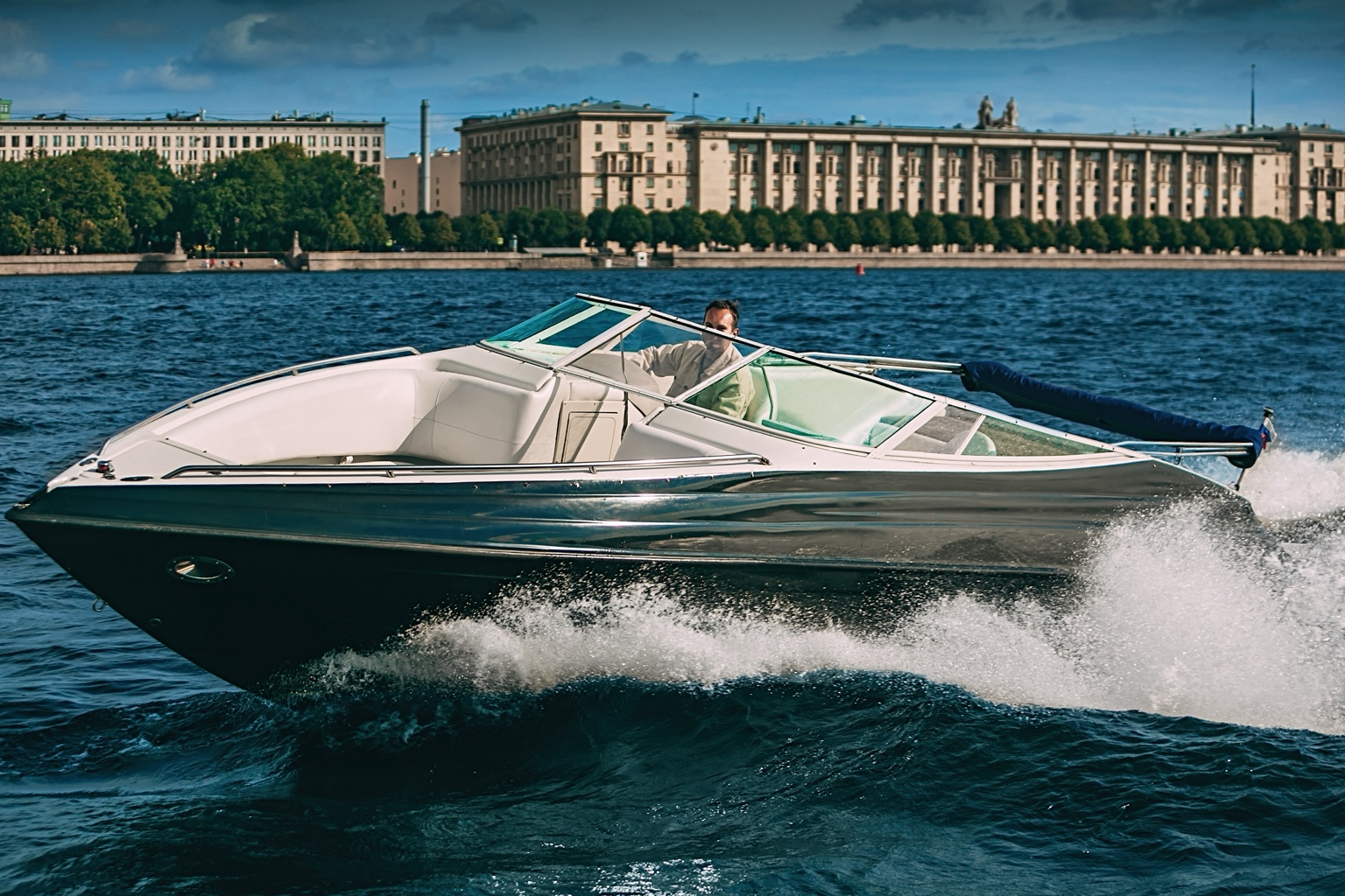 CROWNLINE 266 BR «BLACK SHERIFF» 3
