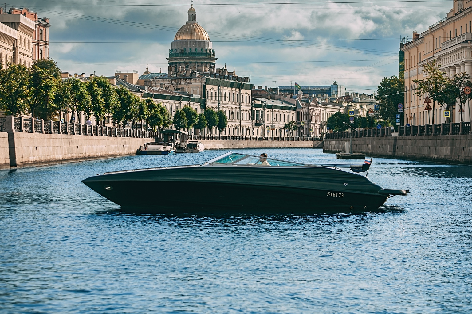 CROWNLINE 266 BR «BLACK SHERIFF» 5