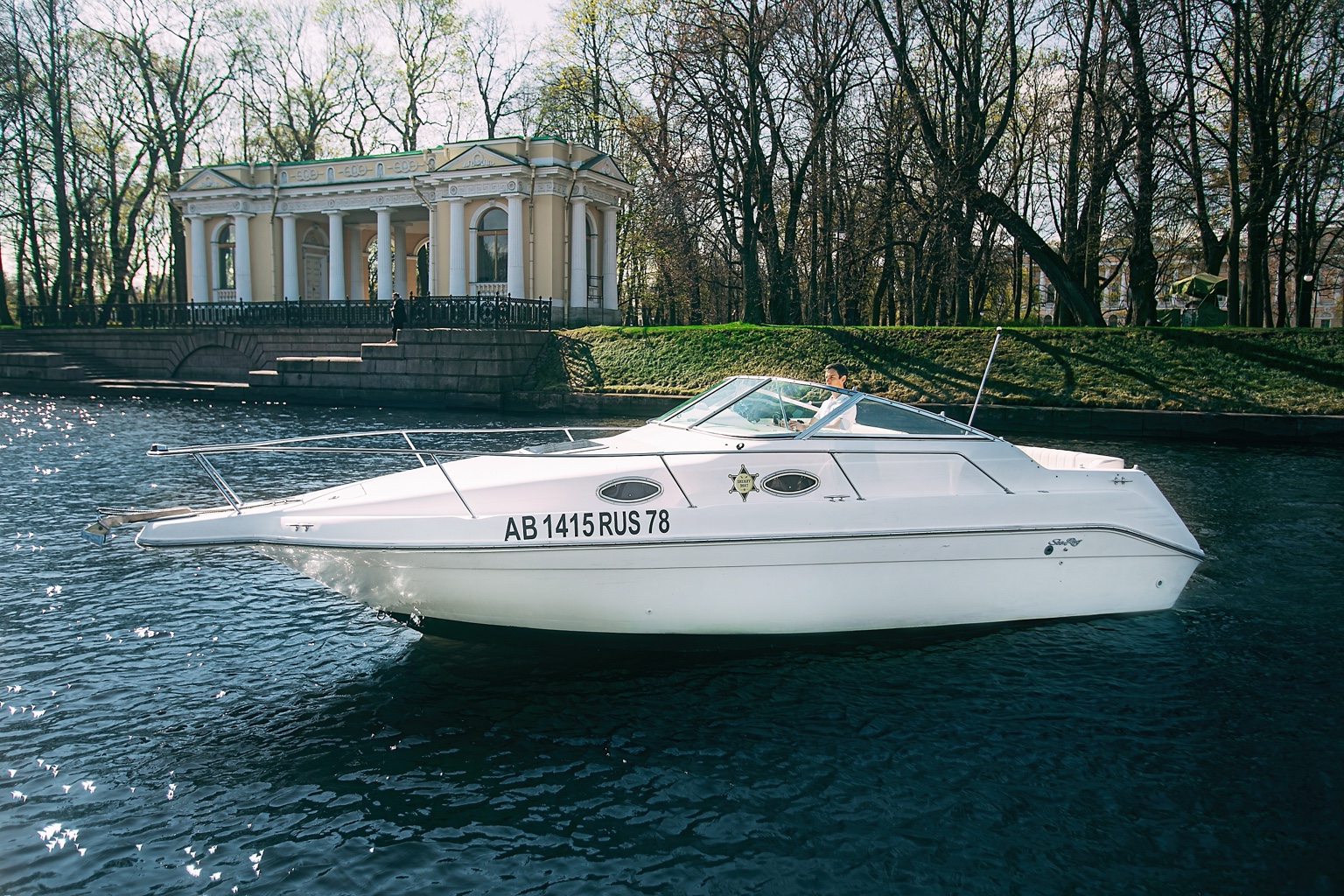SEA RAY 250 «GOLDEN SHERIFF» 4