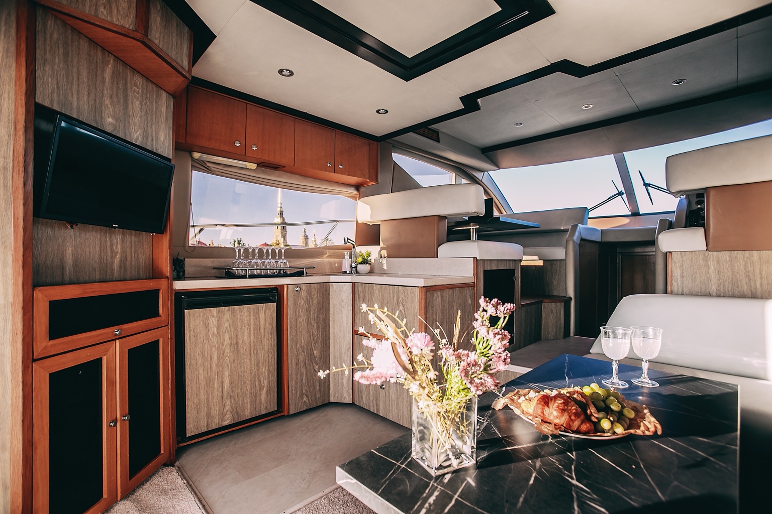 MAJESTY 44 6
