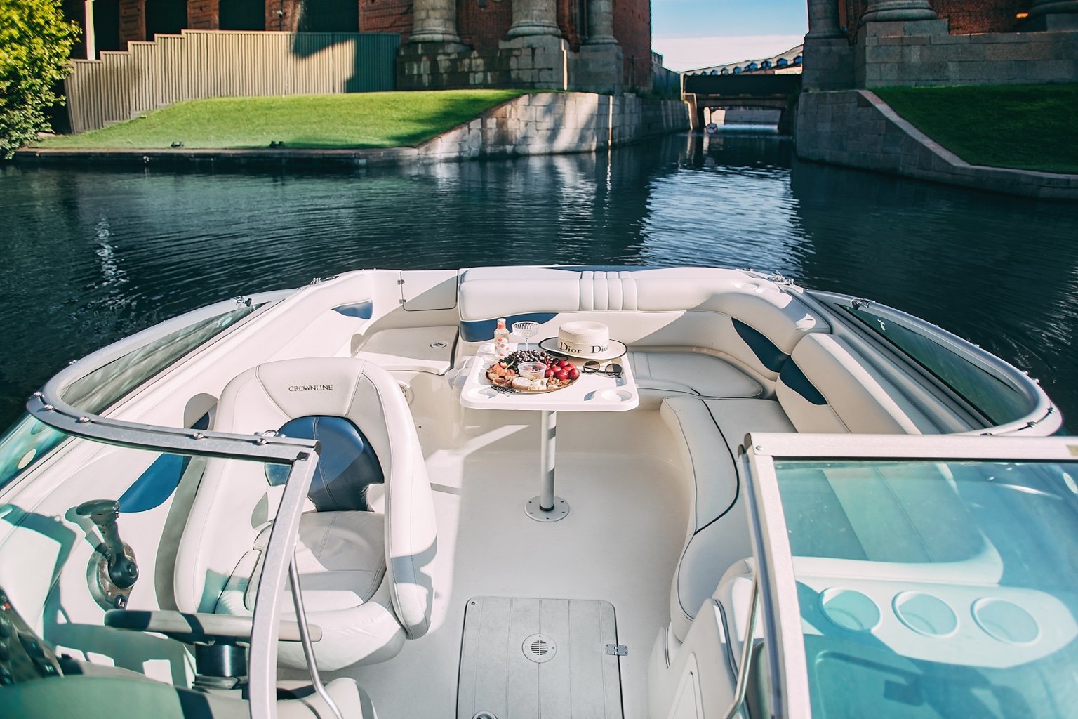 CROWNLINE 210 BR «SAPPHIRE» 6