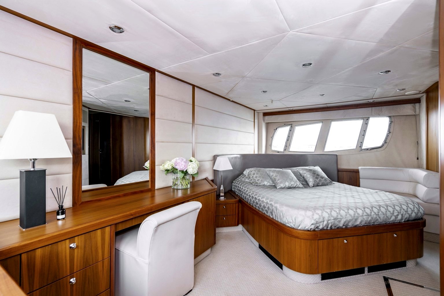SUNSEEKER PALLADA 70 7
