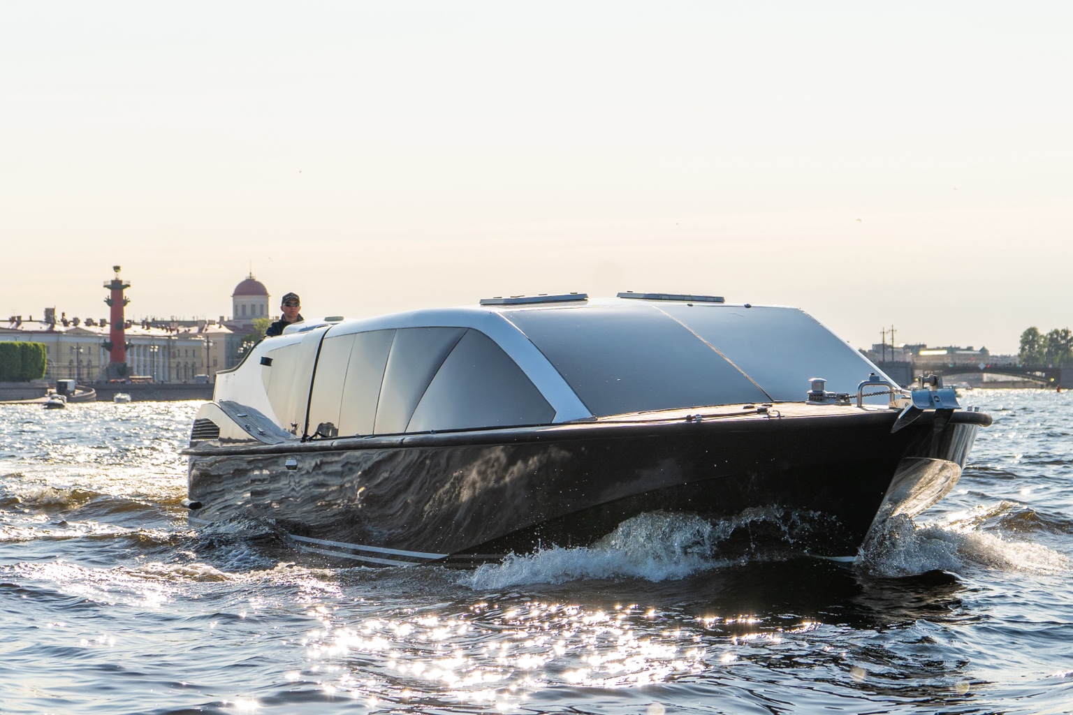 WONDER BOAT 2